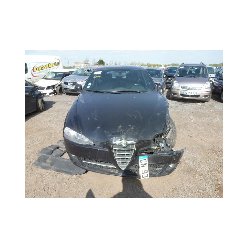 Feu arriere secondaire gauche (feux) ALFA ROMEO 147 Photo n°5
