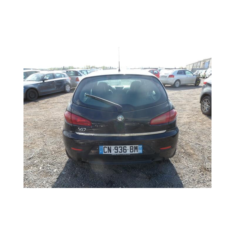 Feu arriere secondaire gauche (feux) ALFA ROMEO 147 Photo n°7