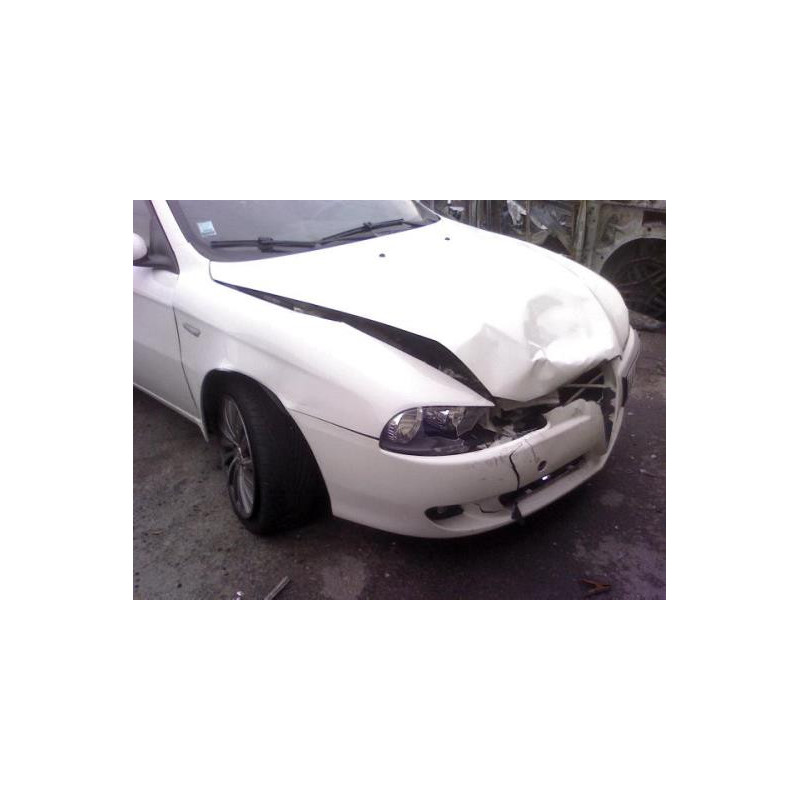 Feu arriere secondaire gauche (feux) ALFA ROMEO 147 Photo n°6