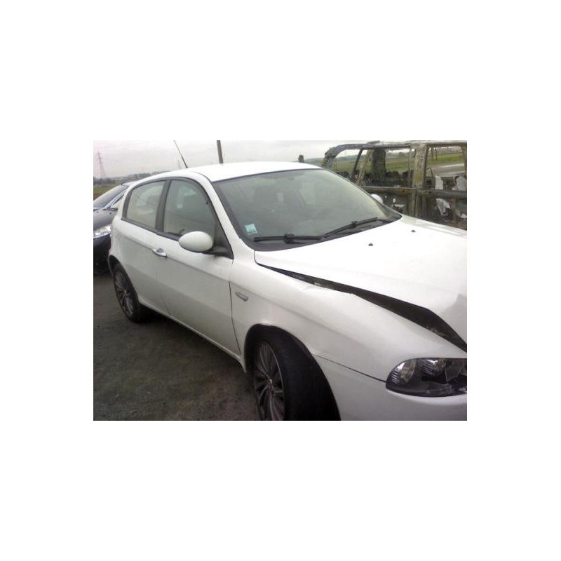 Feu arriere secondaire gauche (feux) ALFA ROMEO 147 Photo n°7