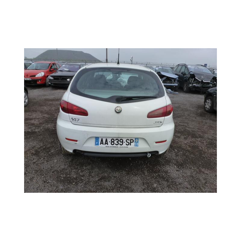Feu arriere secondaire gauche (feux) ALFA ROMEO 147 Photo n°15