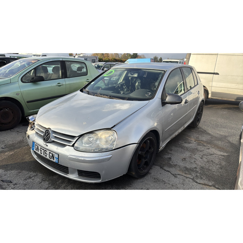 Moteur essuie glace arriere VOLKSWAGEN GOLF 5 Photo n°5