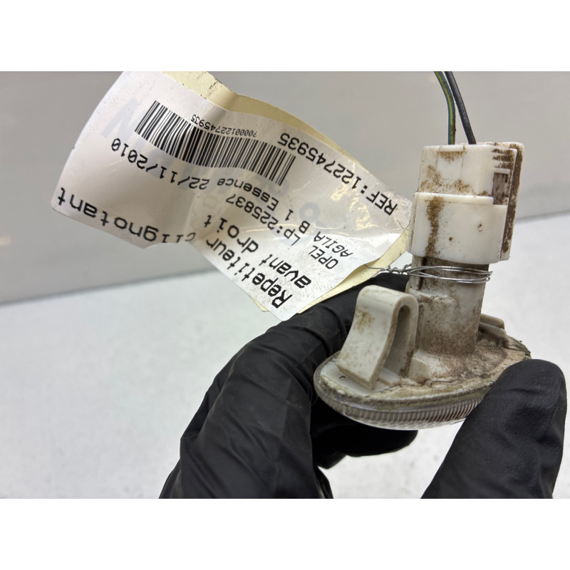Repetiteur clignotant avant droit  (Feux) OPEL AGILA B Photo n°4