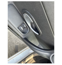 Vitre avant gauche RENAULT CLIO 3