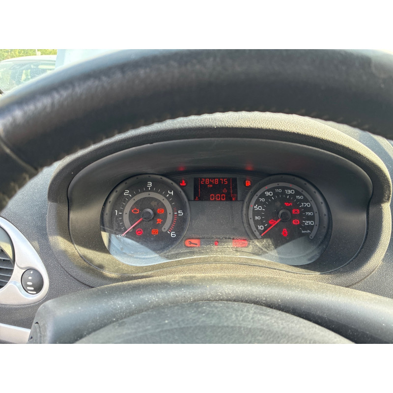 Vitre avant gauche RENAULT CLIO 3 Photo n°20