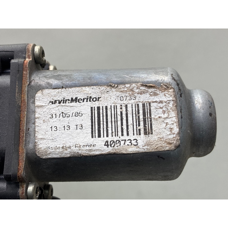 Leve vitre electrique avant gauche RENAULT CLIO 2 Photo n°5