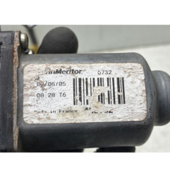 Leve vitre electrique avant droit RENAULT CLIO 2