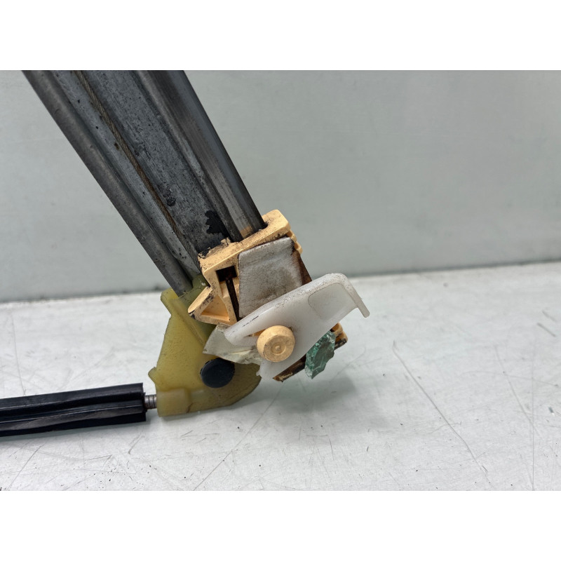 Leve vitre electrique avant droit RENAULT CLIO 2 Photo n°7