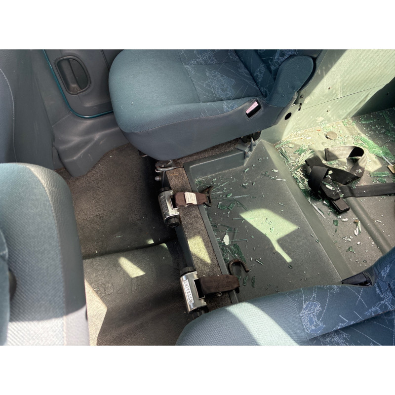 Vitre avant droit RENAULT KANGOO 1 Photo n°12