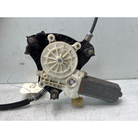 Leve vitre electrique avant gauche RENAULT CLIO 2 Photo n°1