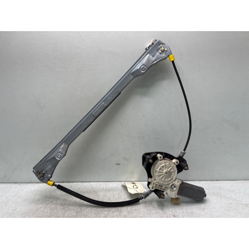 Leve vitre electrique avant gauche RENAULT CLIO 2 Photo n°2