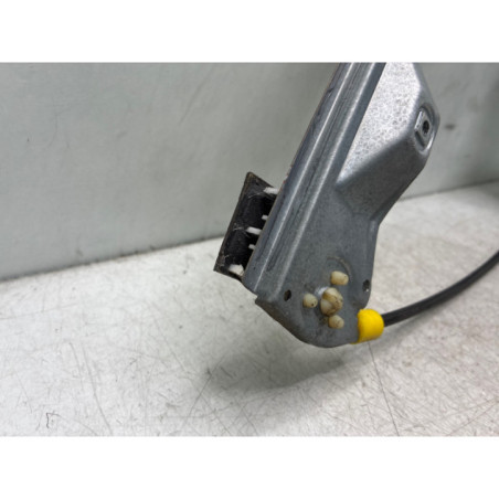 Leve vitre electrique avant droit RENAULT CLIO 2 Photo n°1