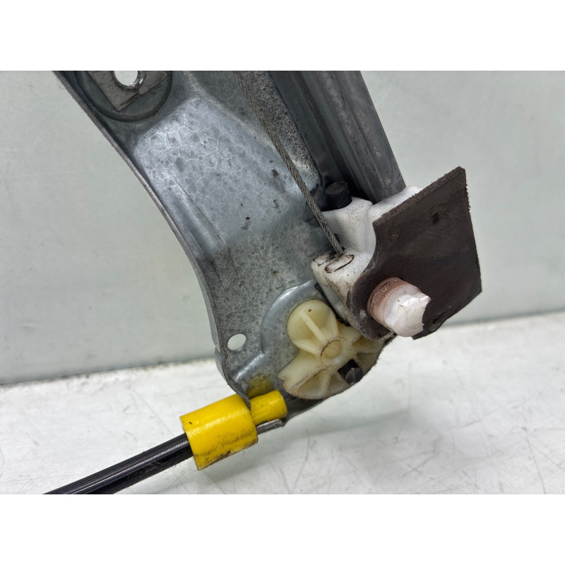Leve vitre electrique avant droit RENAULT CLIO 2 Photo n°6