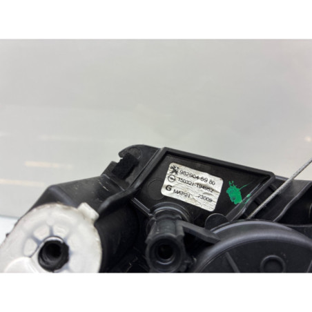 Leve vitre electrique arriere gauche PEUGEOT 208 2 Photo n°1