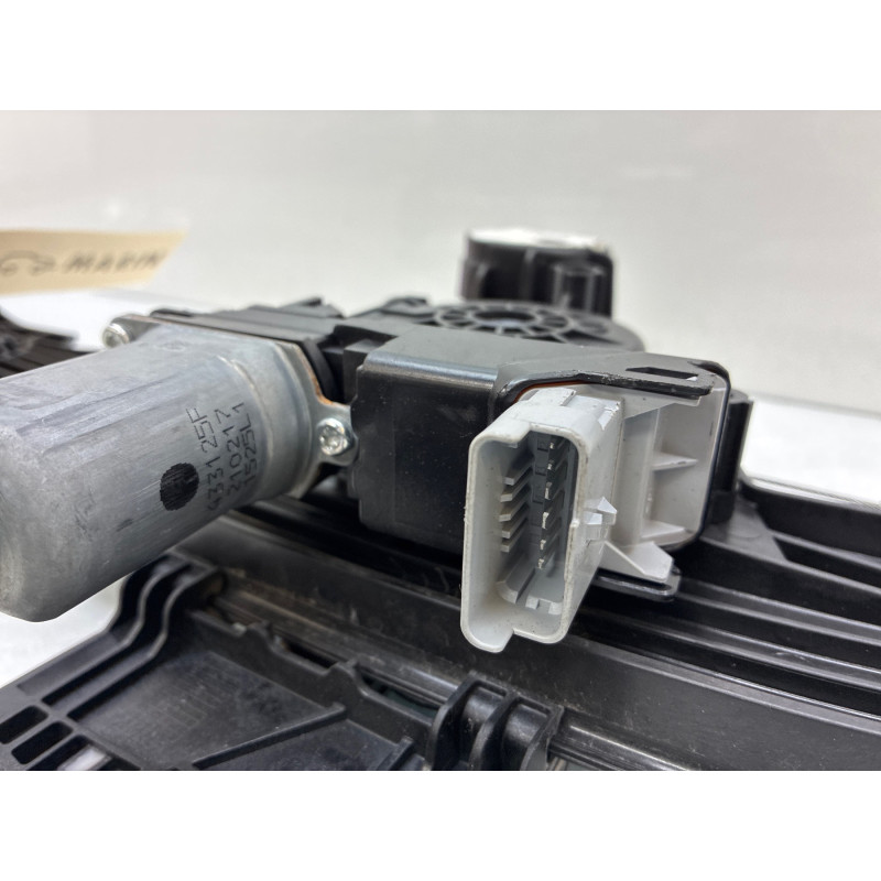 Leve vitre electrique arriere gauche PEUGEOT 208 2 Photo n°3