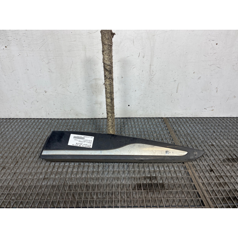 Baguette de porte arriere gauche  RENAULT CLIO 4 Photo n°3