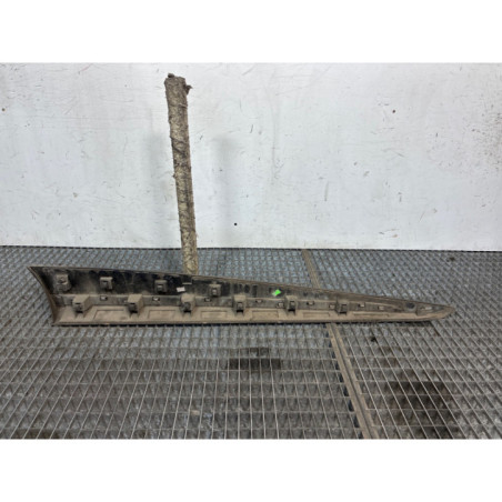 Baguette de porte avant gauche RENAULT CLIO 4 Photo n°1