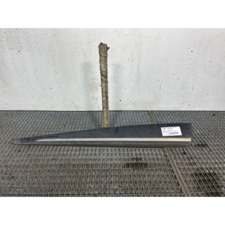 Baguette de porte avant gauche RENAULT CLIO 4