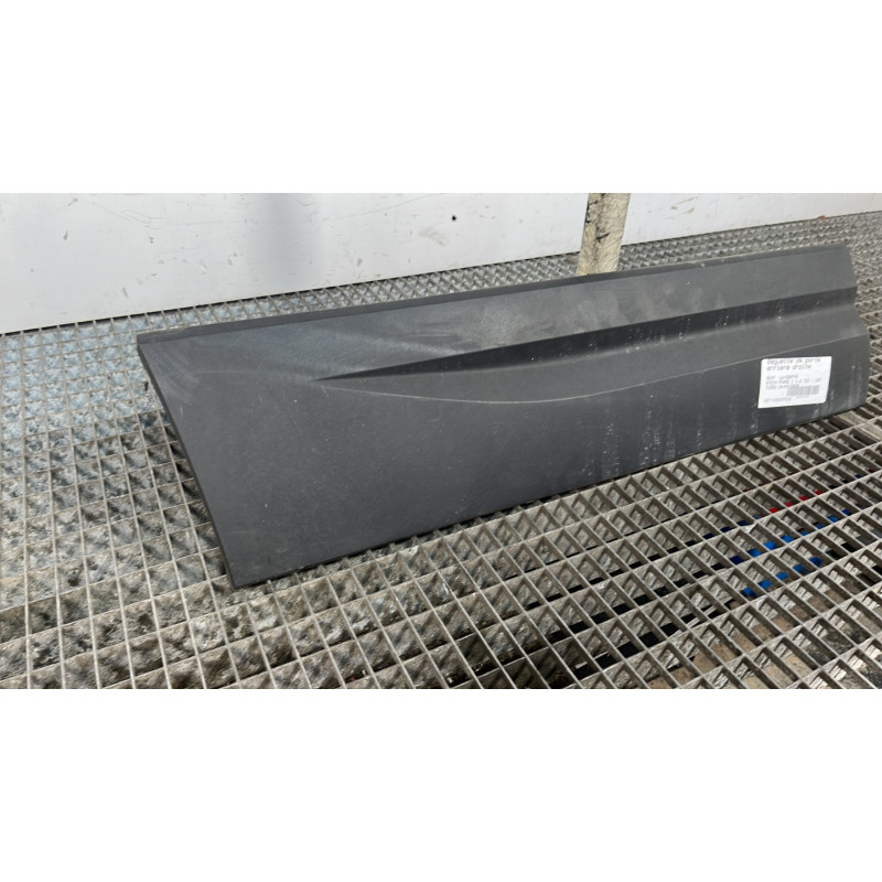 Baguette de porte arriere droite SEAT ATECA Photo n°2