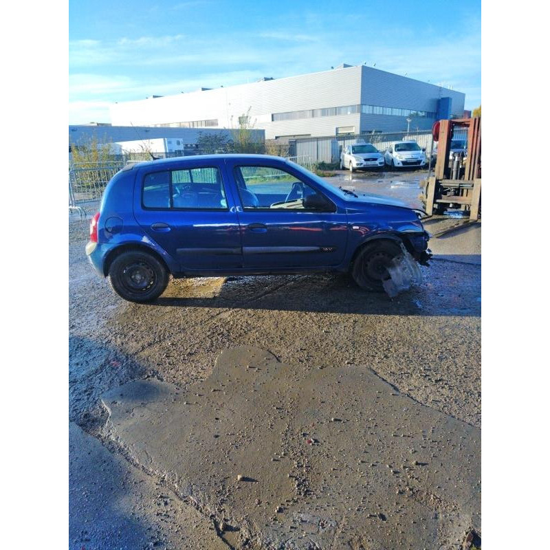 Feu arriere principal droit (feux) RENAULT CLIO 2 Photo n°6