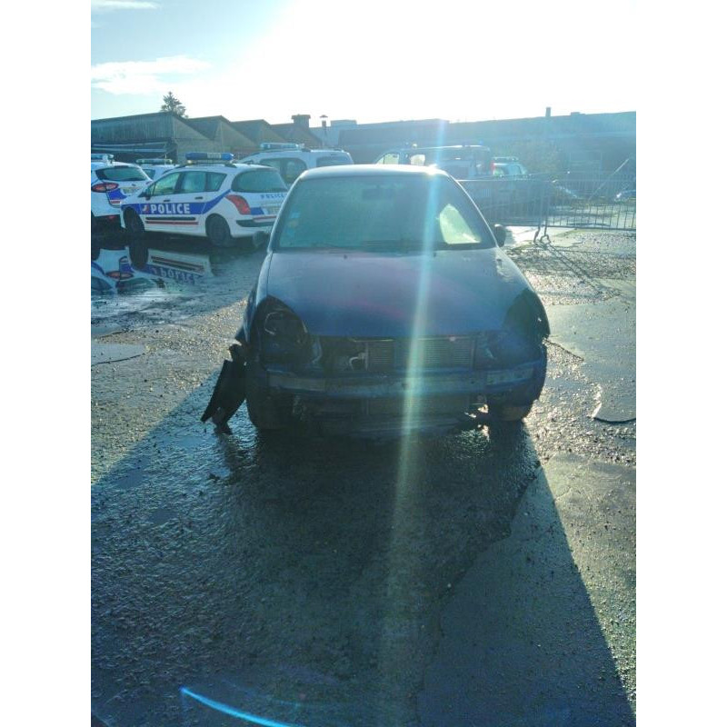Feu arriere principal droit (feux) RENAULT CLIO 2 Photo n°7