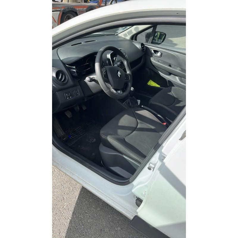 Feu arriere principal droit (feux) RENAULT CLIO 4 Photo n°15
