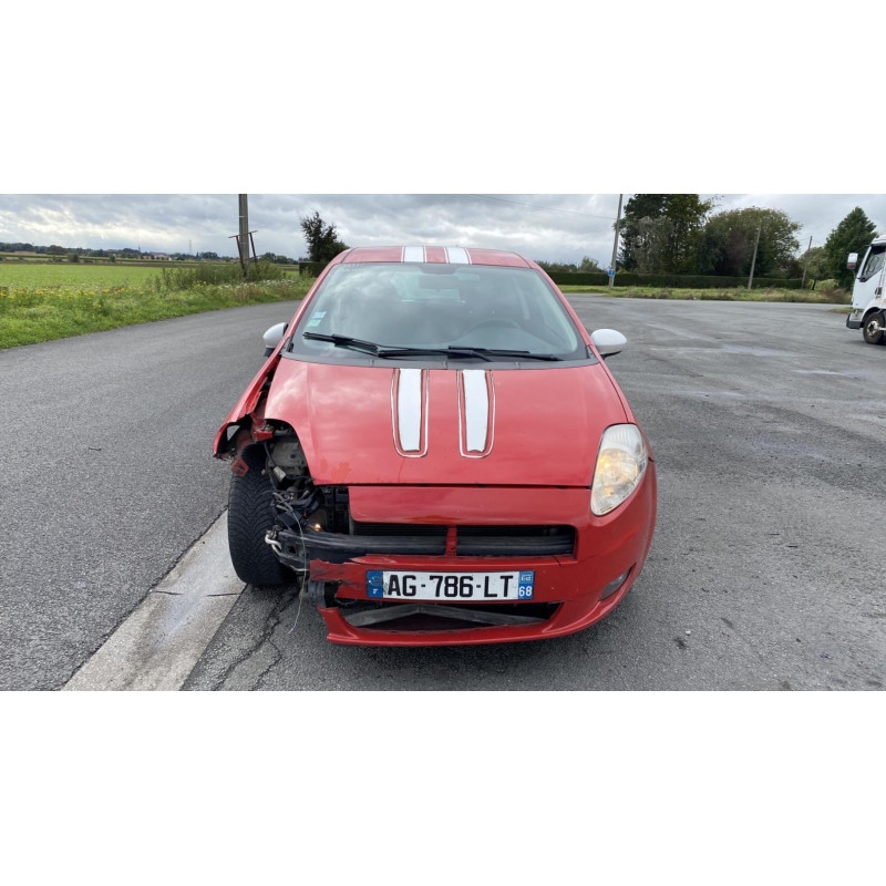 Feu arriere principal gauche (feux) FIAT GRANDE PUNTO Photo n°4