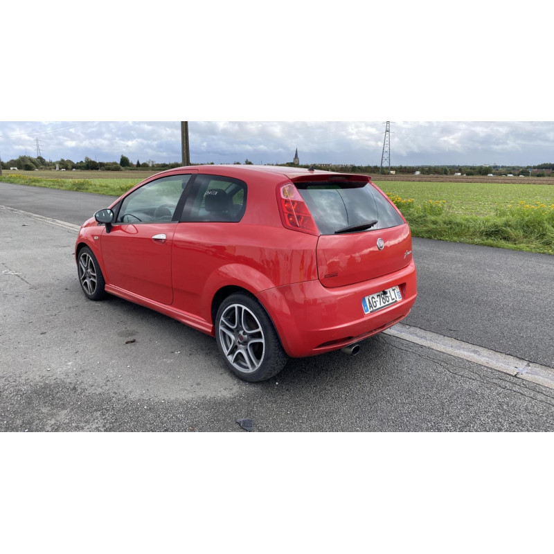 Feu arriere principal gauche (feux) FIAT GRANDE PUNTO Photo n°13