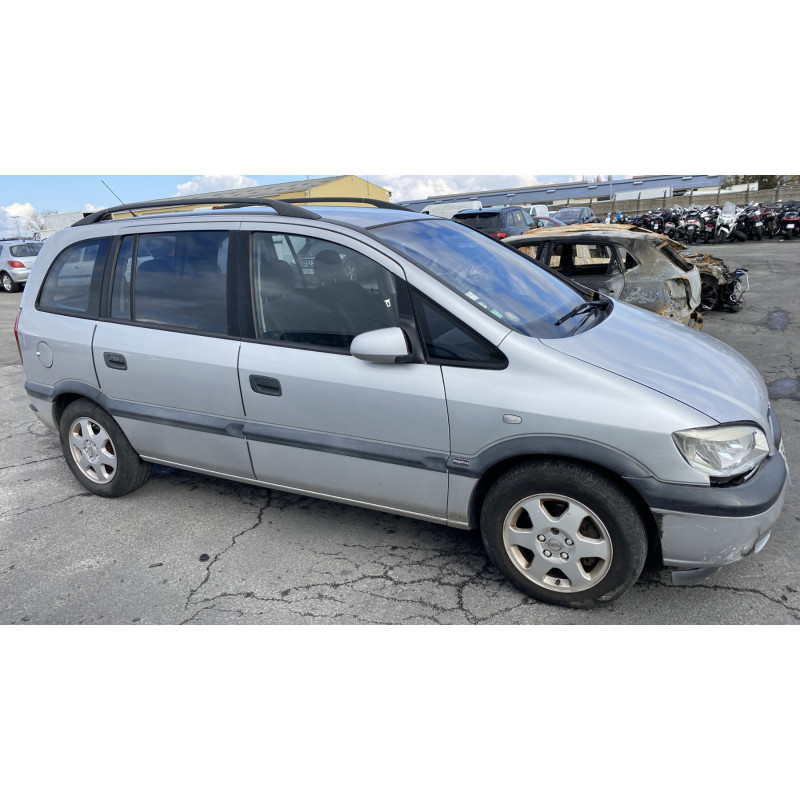 Feu arriere principal gauche (feux) OPEL ZAFIRA A Photo n°10