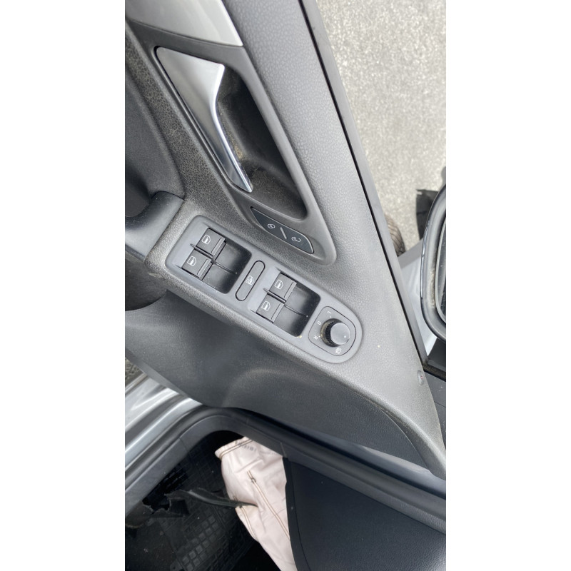 Feu arriere principal gauche (feux) VOLKSWAGEN GOLF 6 Photo n°17