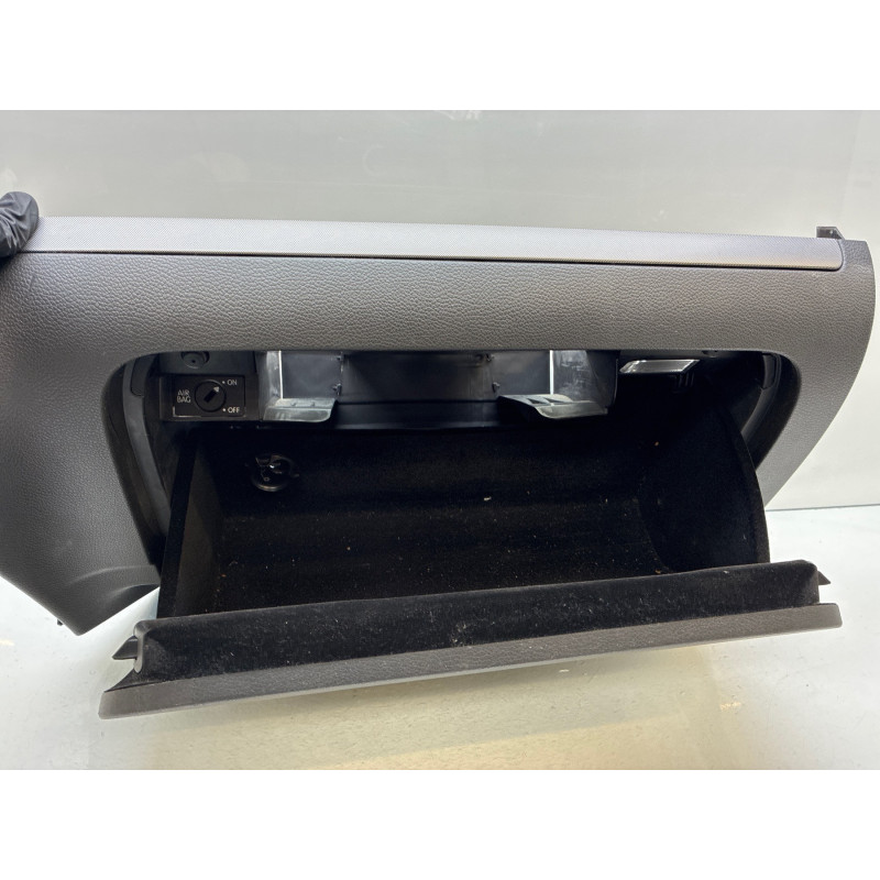 Boite a gants VOLKSWAGEN GOLF 5 Photo n°4