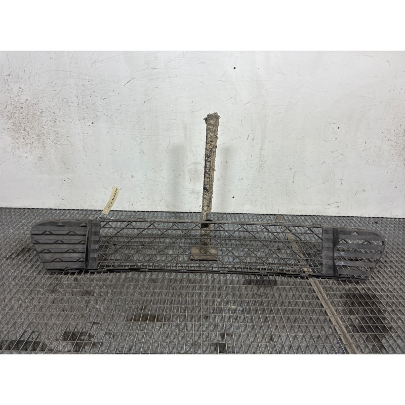 Grille de pare choc CITROEN C4 PICASSO 1 Photo n°1