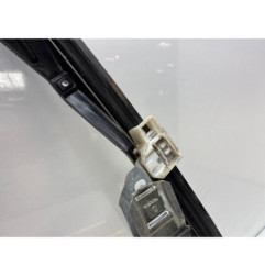 Leve vitre electrique avant droit VOLKSWAGEN POLO 3