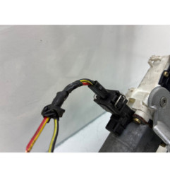 Leve vitre electrique avant droit VOLKSWAGEN POLO 3