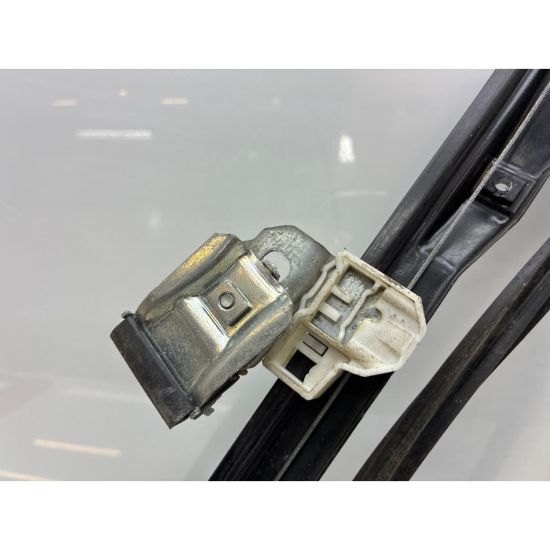 Leve vitre electrique avant droit VOLKSWAGEN POLO 3 Photo n°7