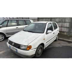 Leve vitre electrique avant droit VOLKSWAGEN POLO 3