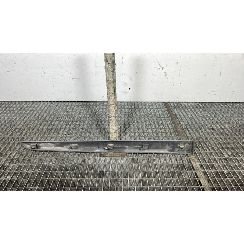 Baguette de porte arriere gauche  RENAULT MODUS Photo n°4