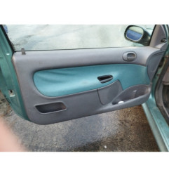 Baguette de coffre PEUGEOT 206