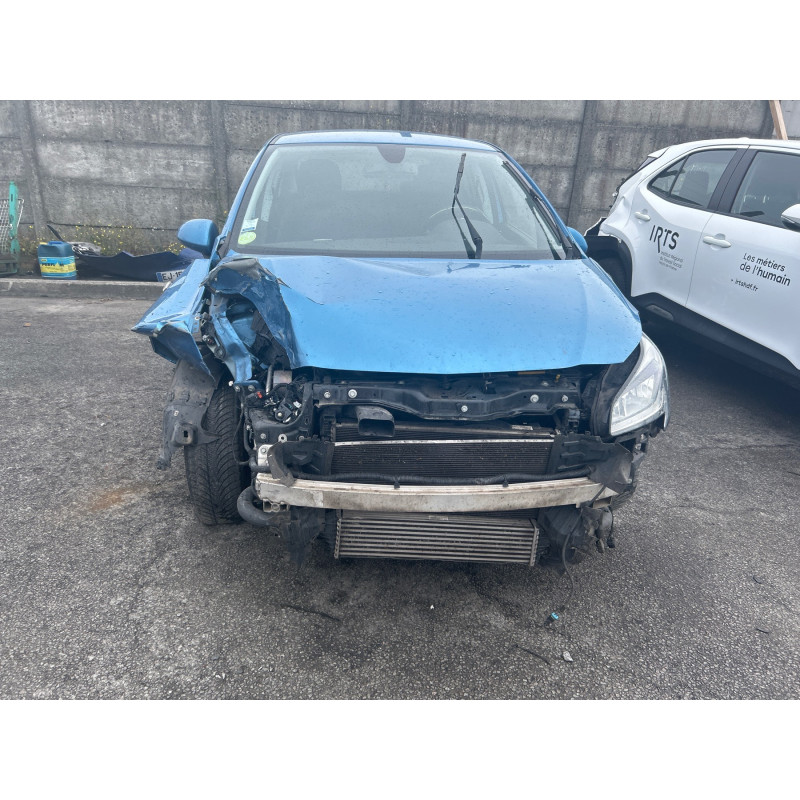 OPEL CORSA E 1.4i - 16V TURBO Photo n°15