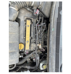 OPEL CORSA E 1.4i - 16V TURBO