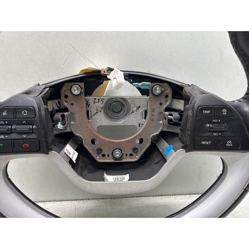 Volant KIA PICANTO 2 Photo n°6