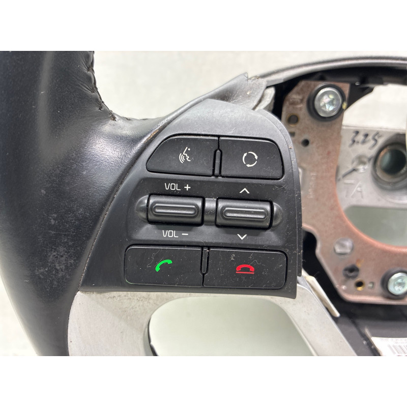 Volant KIA PICANTO 2 Photo n°8