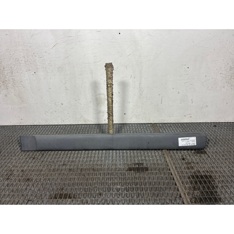 Baguette de porte avant gauche PEUGEOT PARTNER 1 Photo n°4