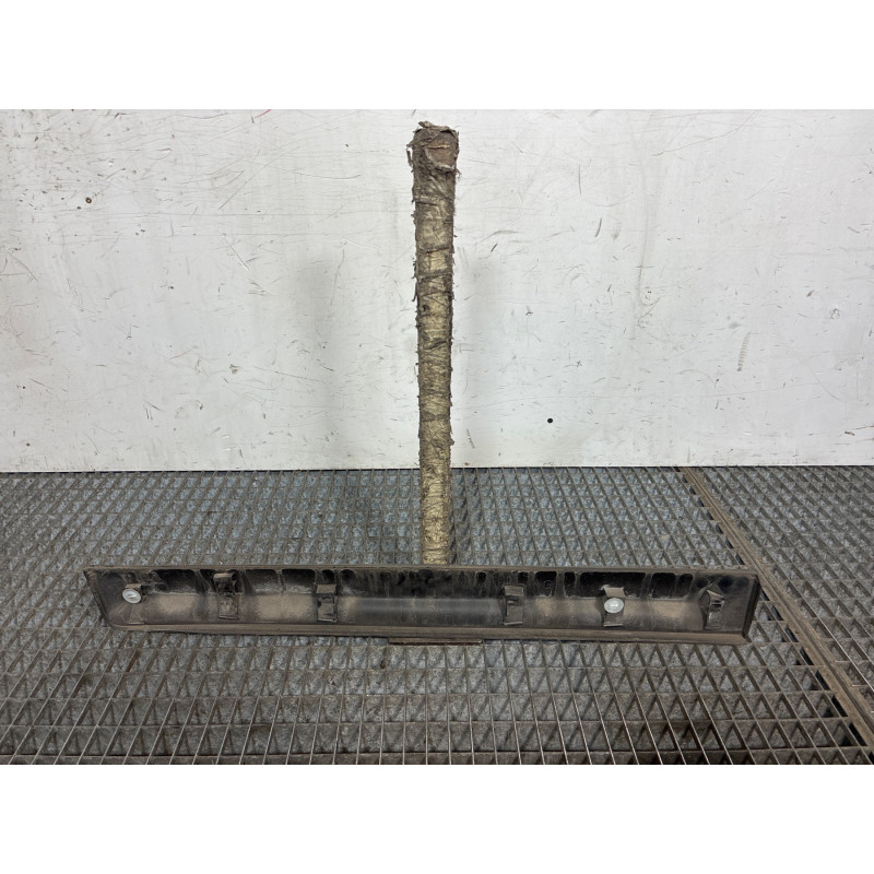 Baguette de porte arriere gauche  CITROEN C4 1 Photo n°4