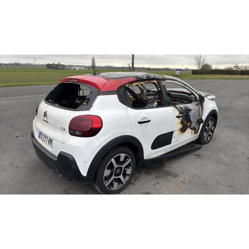 Extension d'aile avant droit CITROEN C3 3 Photo n°5