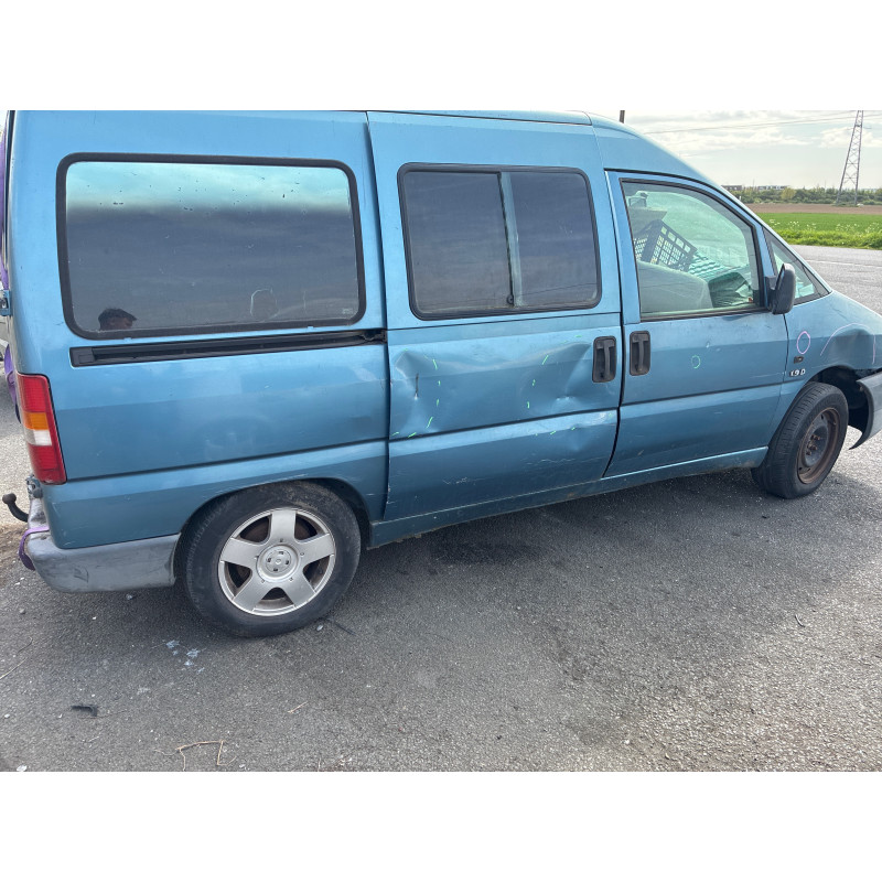 Optique avant secondaire droit (feux)(clignotant) CITROEN JUMPY 1 Photo n°10
