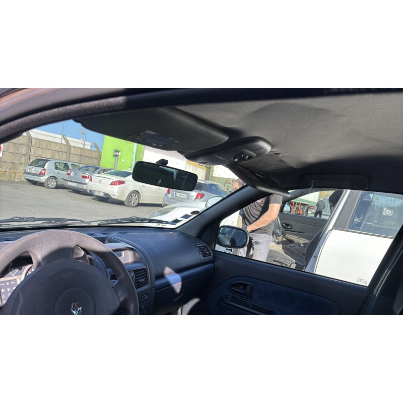 Anti brouillard gauche (feux) RENAULT CLIO 2 Photo n°17