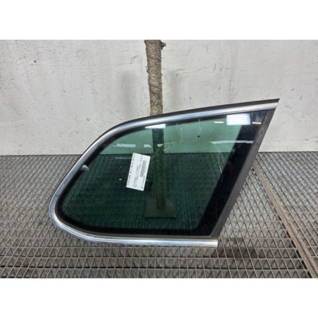 Custode arriere droit VOLKSWAGEN GOLF 5