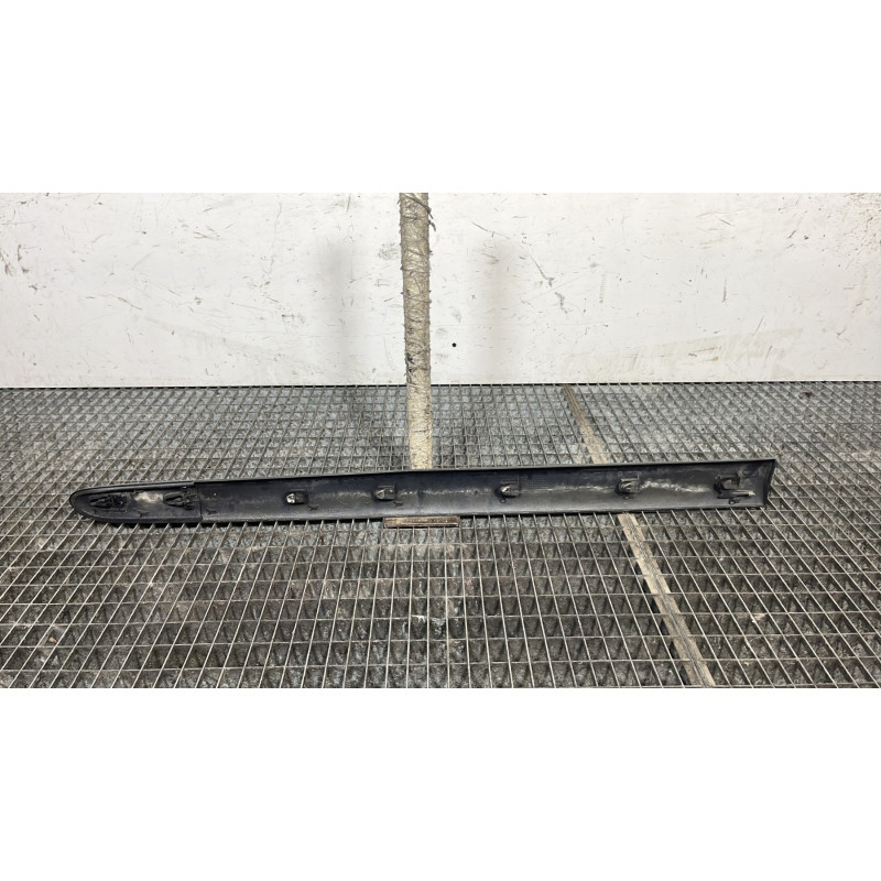 Baguette de porte avant droite RENAULT CLIO 2 Photo n°4