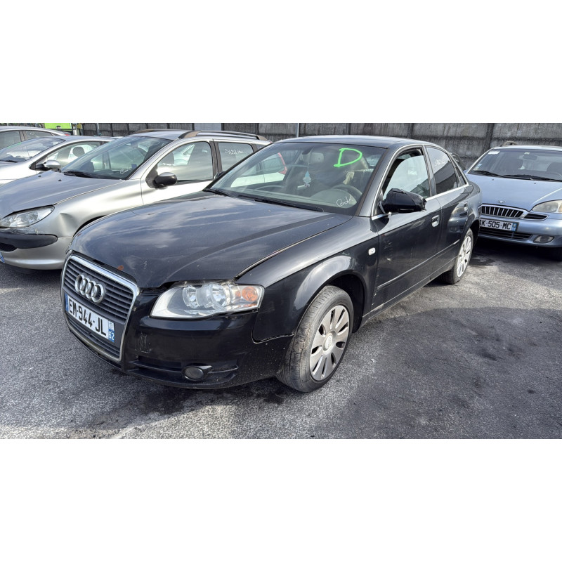 Feu arriere secondaire gauche (feux) AUDI A4 2 Photo n°4